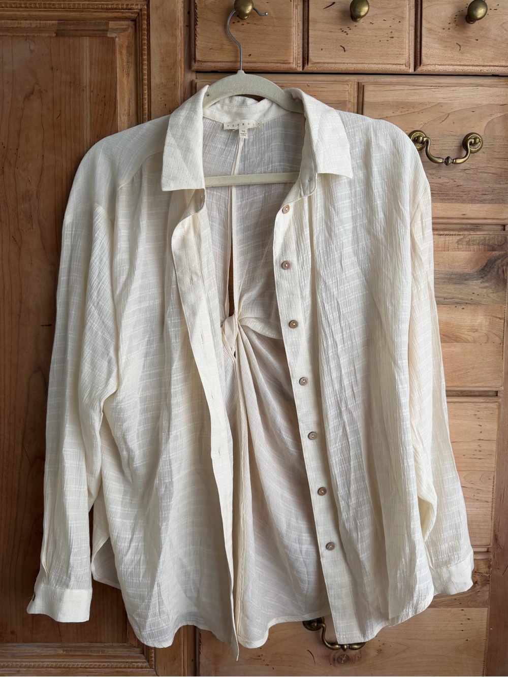 Promesa Cream Button-Up Textured Women's Blouse